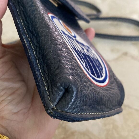 Roots Leather Oilers Cross Body Mini Bag - Picture 11 of 16